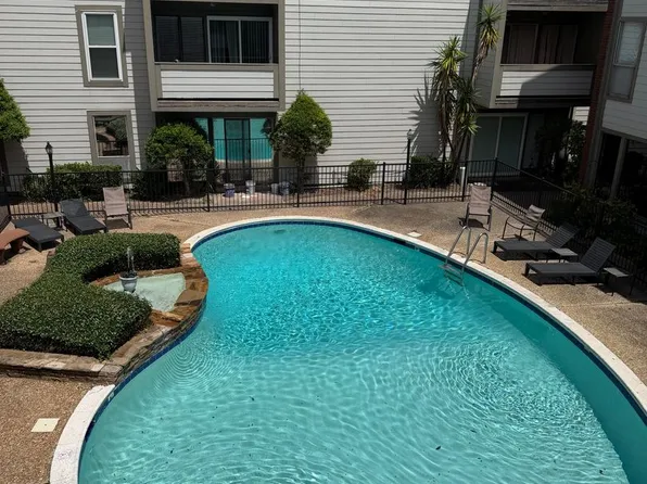 1161 Lake Ave, Metairie, LA