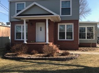 1000 34th St SE, Cedar Rapids, IA 52403