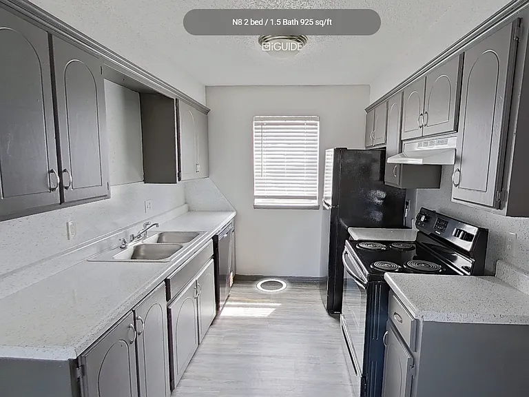 Sterling Park Apartments — Photo 18