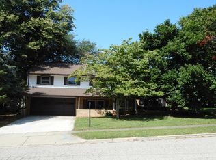 101 William Dr, Normal, IL 61761