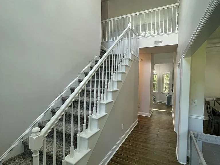 116 Realini Dr — Photo 2
