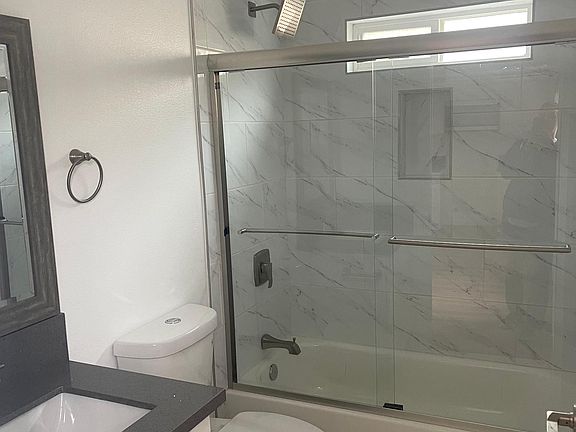 3rd image of 3327 Elizabeth Ave #A