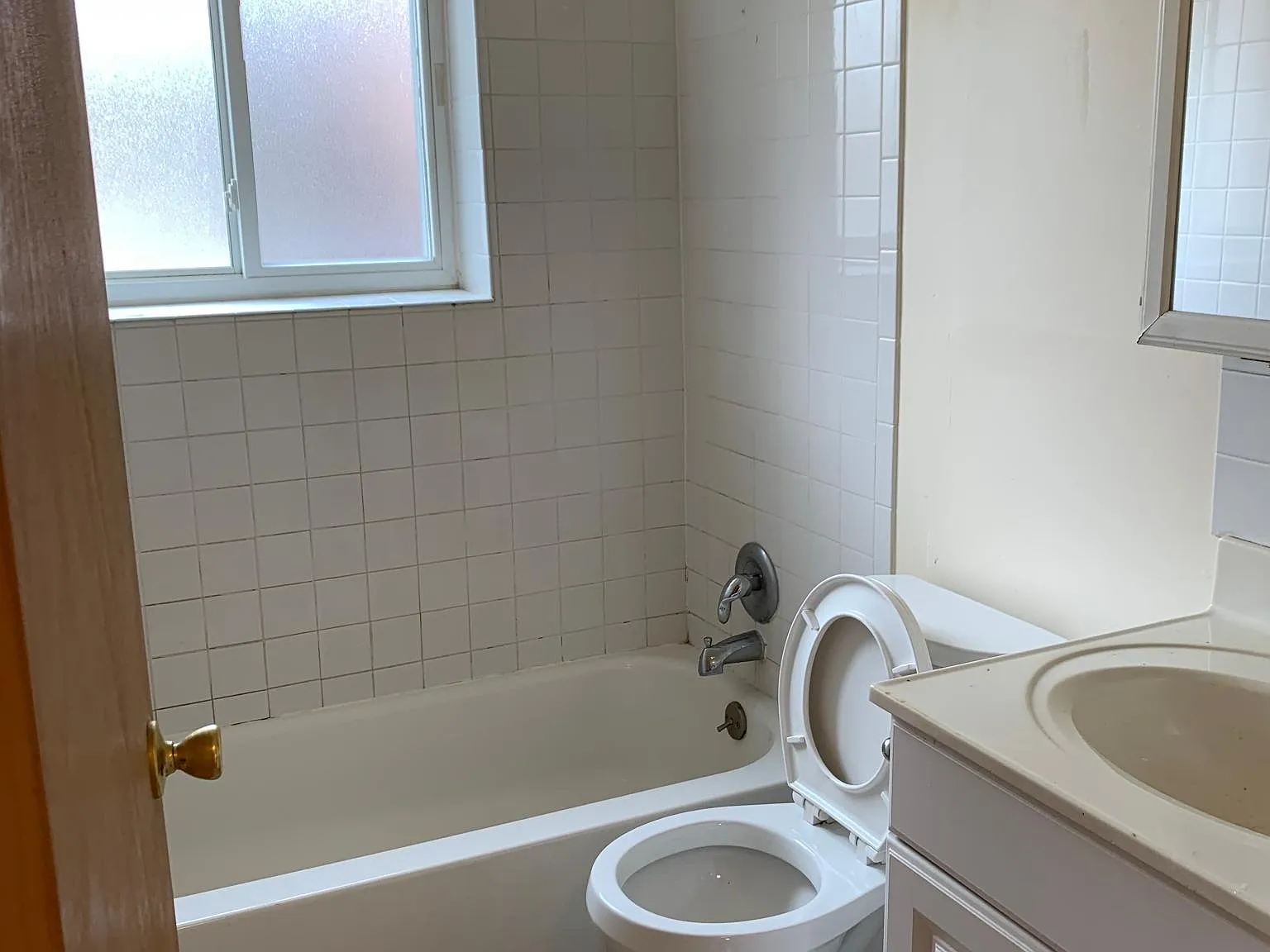 2 bed, 650 sqft, $1,095 — Photo 4