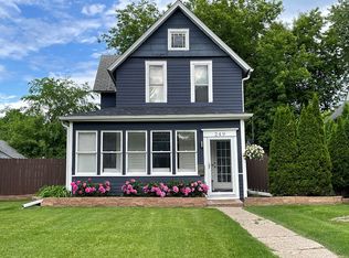 249 19th Ave N, Hopkins, MN 55343