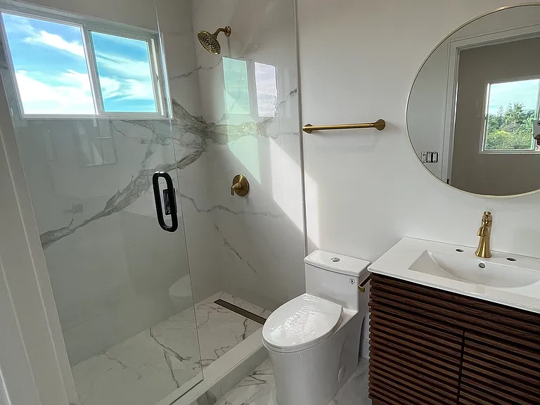 505 S Vine St #505 — Photo 9