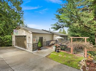 120 Grand View Ln, Bellingham, WA 98229