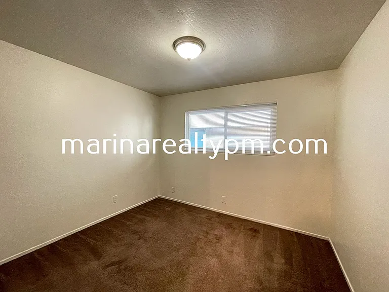 240 Holly St #1-14 — Photo 10