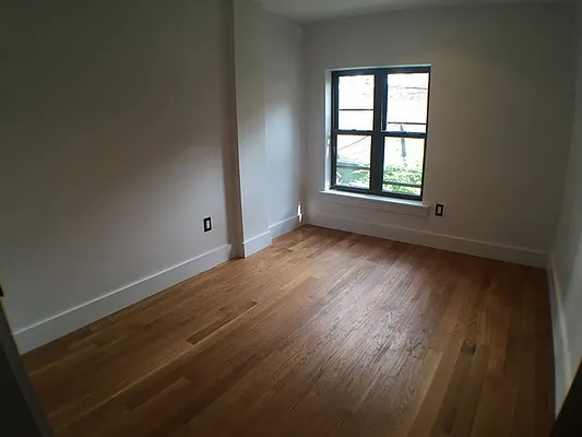 Rented by Brooklyn Group | media 21