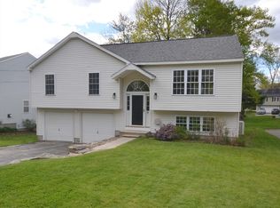 11 Simone St, Worcester, MA 01604