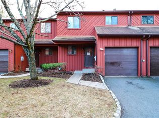 5 Tulip Ct, Edison, NJ 08820