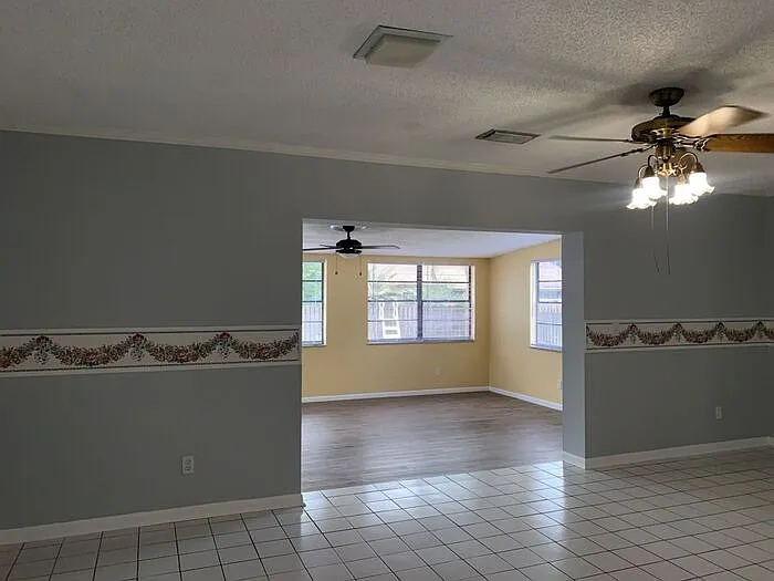 15746 Gardenside Ln — Photo 10