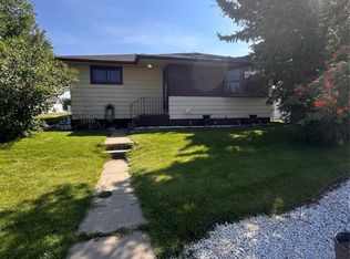 403 Circle Dr, Cut Bank, MT 59427