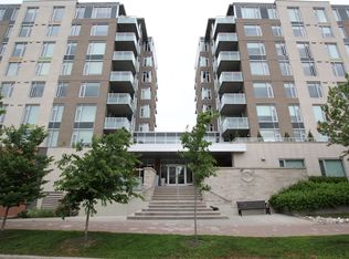 575 Byron Ave #415, Ottawa, ON K2A 1R7