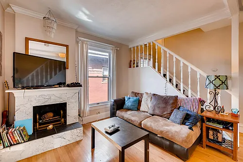 1035 N Marion St #3 Photo 1