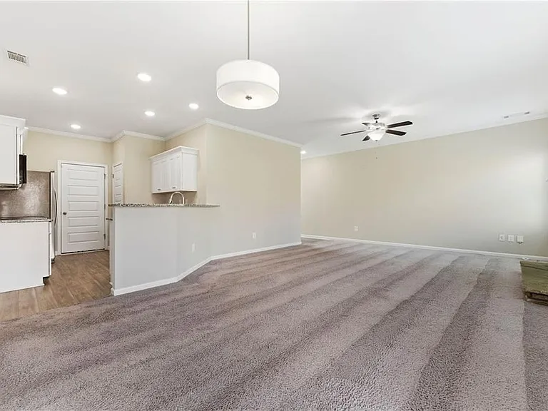 231 Eva Way — Photo 9