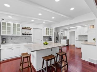 5410 W Elmhurst Dr, Mequon, WI 53092