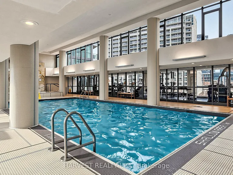 209 Fort York Blvd #380 — Photo 35