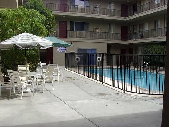 2nd image of 5440 Quakertown Ave #105