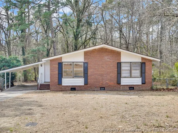 835 Durwood Dr, Fayetteville, NC 28311