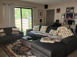 2907 Trudy Ln, Lansing, MI 48910