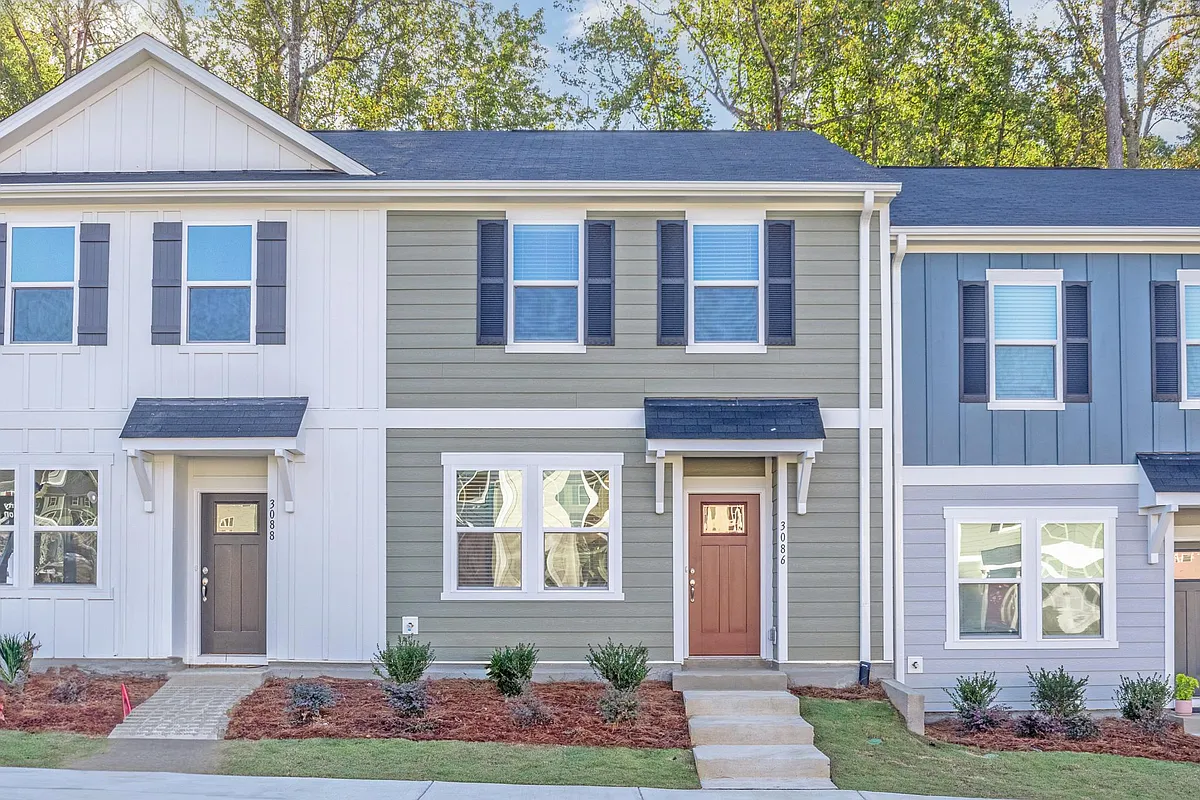 Front of building - 3086 Spline Cir