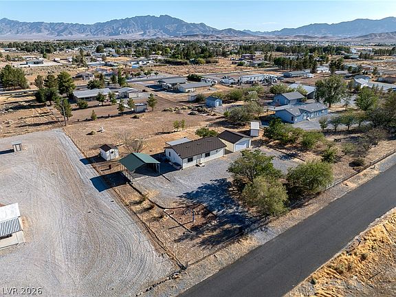 3rd image of 3201 W Retread Rd