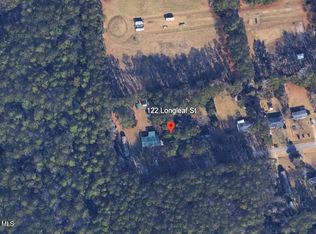 122 Longleaf Dr, Newport, NC 28570