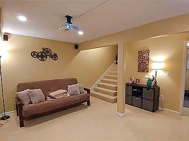 13007 Nebraska Ct — Photo 16