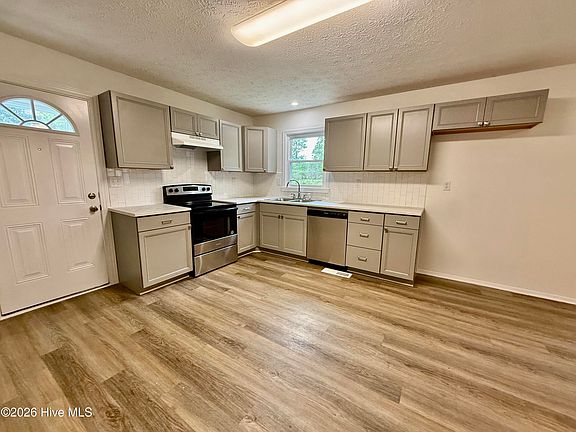 4th image of 103 Betty Brooks Boulevard