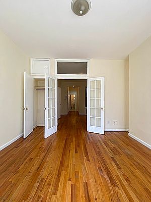 2nd image of 564 Amsterdam Ave #5