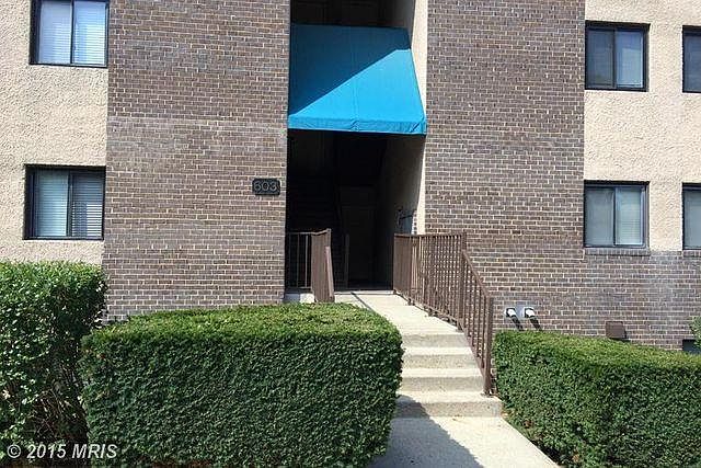 1st image of 603 Oakland Hills Ct APT 102
