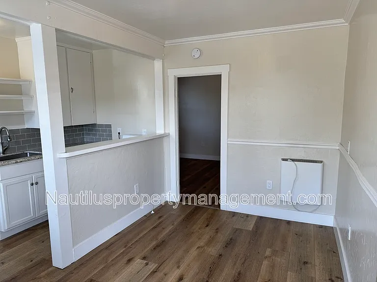 202 Cherry Ave #2 — Photo 1