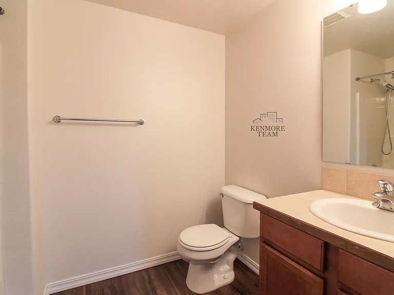 427 S Penn St — Photo 12
