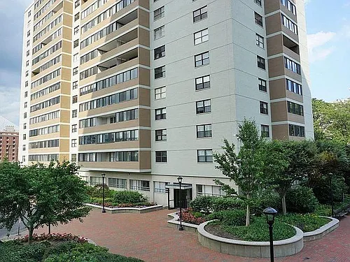 6 Whittier Pl #9E Photo 1