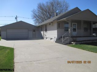 2045 13th St, Gering, NE 69341