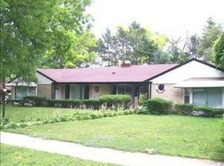 411 Tiffany Dr, Waukegan, IL 60085