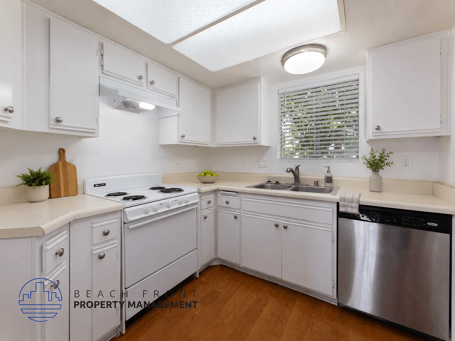 7739 Bradwelll Ave. — Photo 2