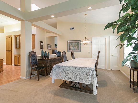 5th image of 9052 N Camden Dr