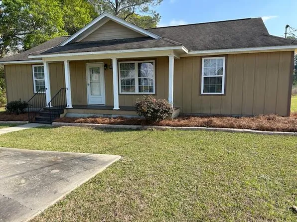 490 4th Ave, Rochelle, GA 31079