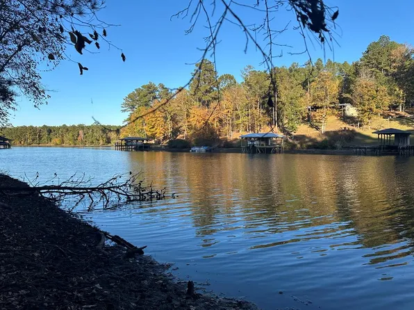 2 Frontier Shores Rd, Sparta, GA 31087