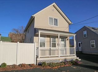 15 Taylor Ave, Riverside, RI 02915