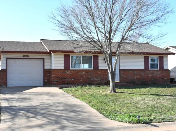 2813 Wildoak Cir, Enid, OK 73701