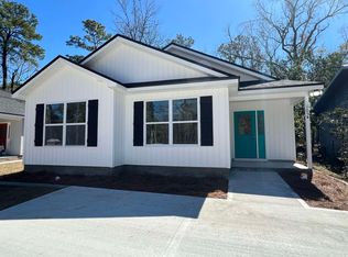 74 Blackfoot Rd, Crawfordville, FL 32327