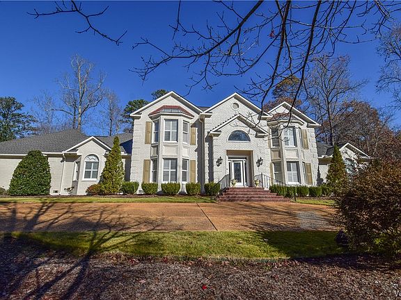 2nd image of 3600 Grand Arbor Dr