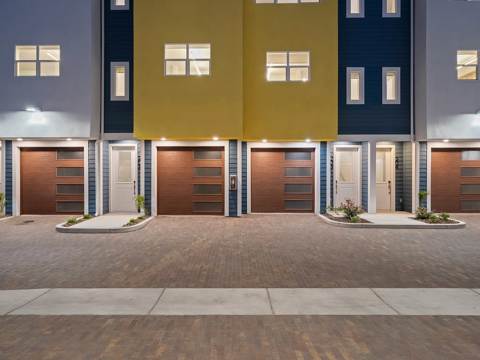 Grand Canyon Mews — Photo 4