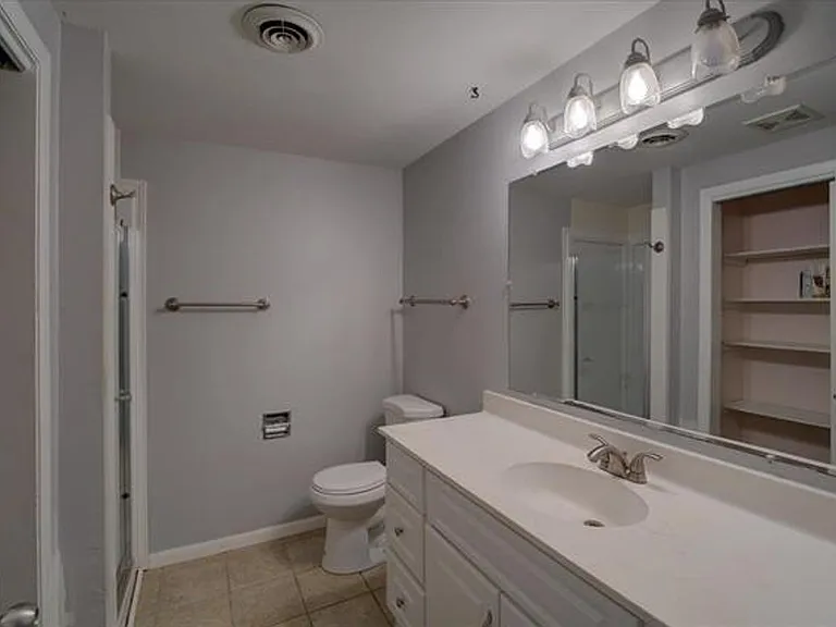 3909 Patrick Henry Way — Photo 39