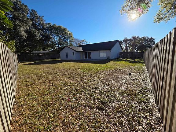 4th image of 2948 Carlsbad Ct