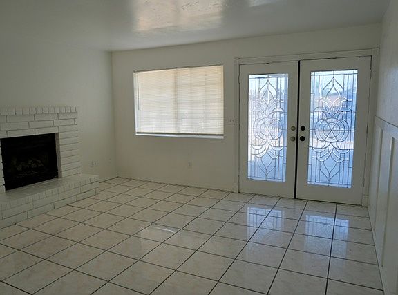 3rd image of 8524 Haupt Ave