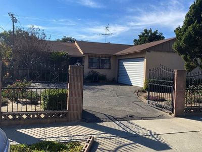 13738 Las Vecinas Dr, La Puente, CA, 91746
