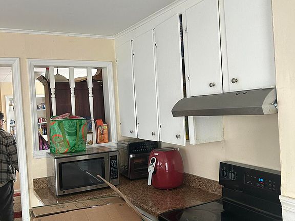 4th image of 28 Cutts Street